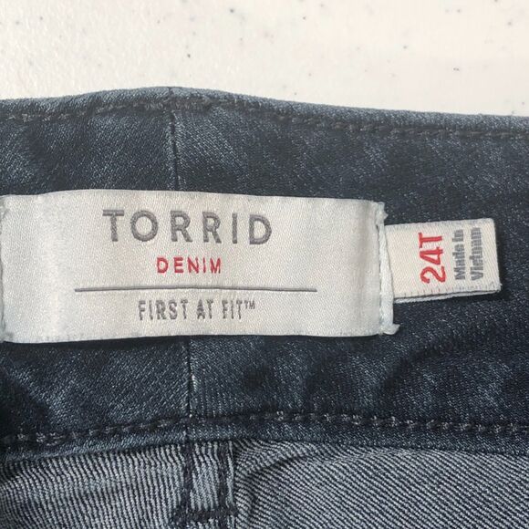 Torrid Womens Jeggings Jeans First at Fit 24T Slimming Casual Minimalist Classic - Picture 5 of 9